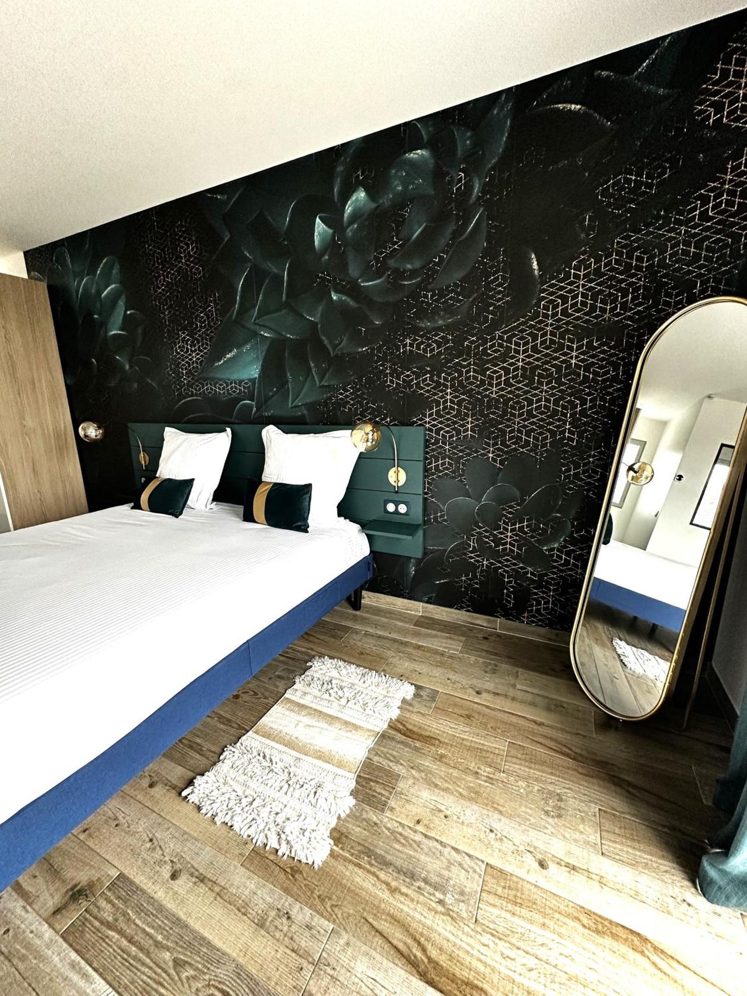 La Villa Perchee Calme, Sauna, Parking Prive Saint-Prix  ภายนอก รูปภาพ